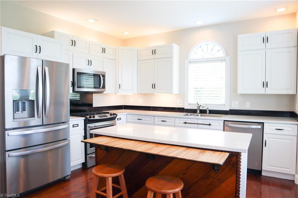 7768 Pinecone Lane, Hickory, North Carolina image 17