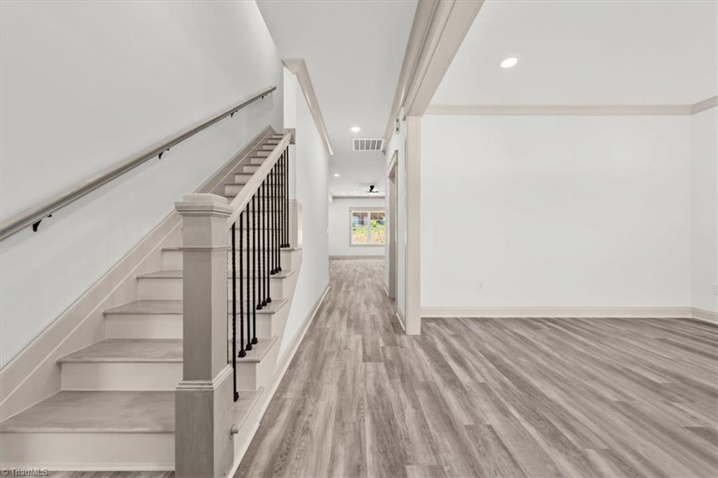Photo of 2410 Sedalia Drive, Clemmons, NC 27012 (MLS # 1238969)