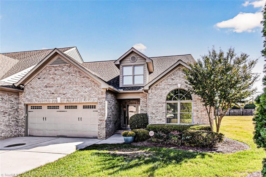 Photo of 5504 Seven Gates Drive, Greensboro, NC 27410 (MLS # 1237443)