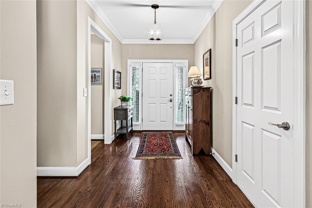 Photo of 5504 Seven Gates Drive, Greensboro, NC 27410 (MLS # 1237443)