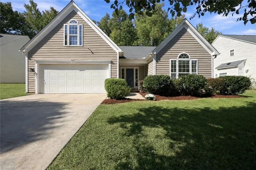 3339 Cherrybrook Drive, photo 1 of 48