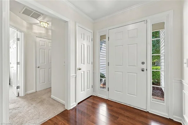 3339 Cherrybrook Drive, photo 3 of 48