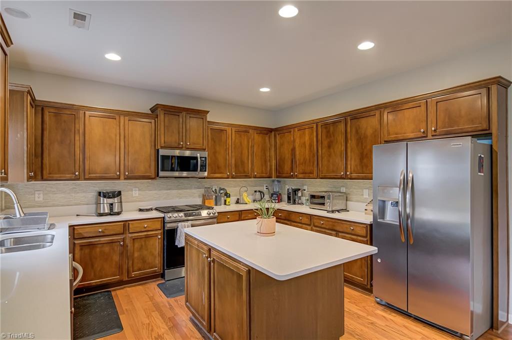 3527 Glenfield Lane, Clemmons, North Carolina image 8