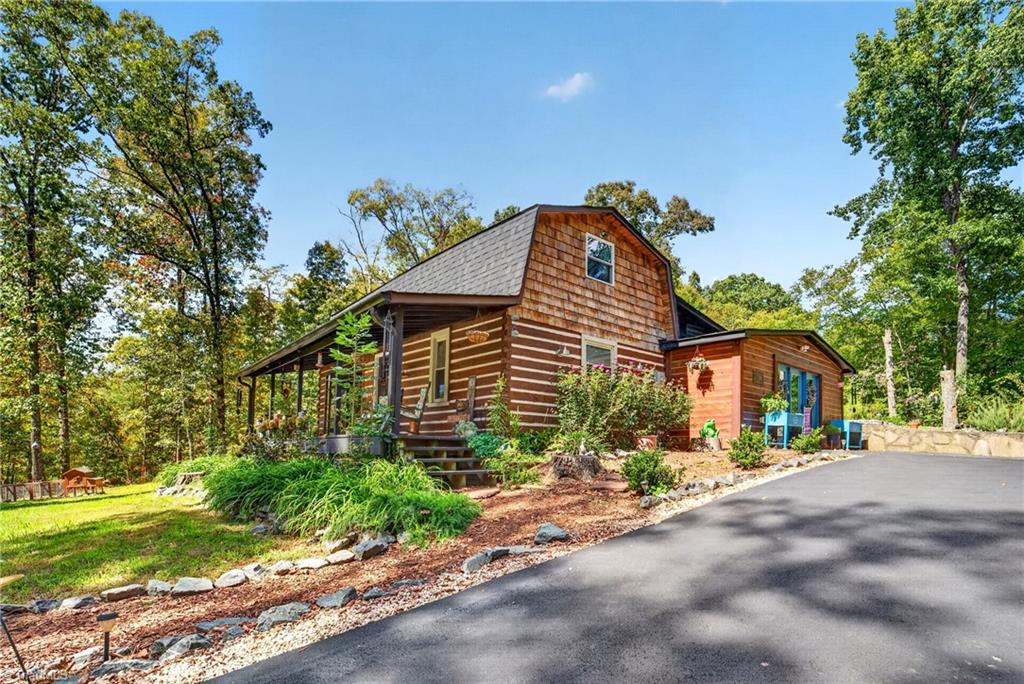 7194 Spring Hill Road