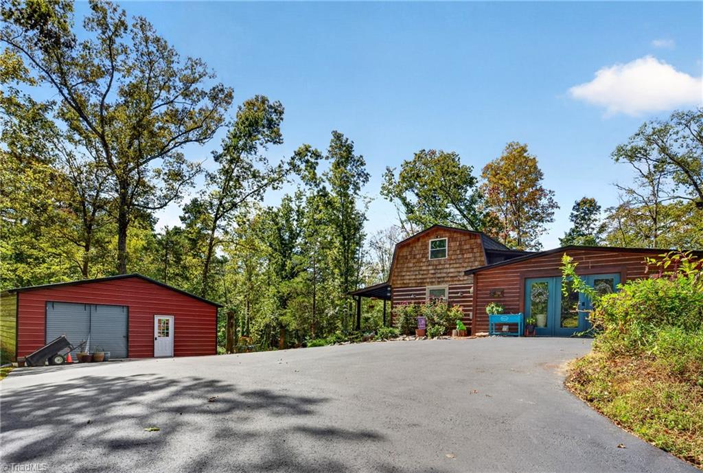 7194 Spring Hill Road
