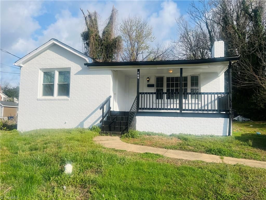 Photo of 409 W 23rd Street, Winston-Salem, NC 27105 (MLS # 1212617)