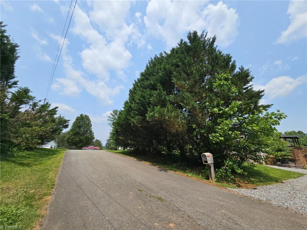 115 Green Walnut Street, Traphill, North Carolina image 34
