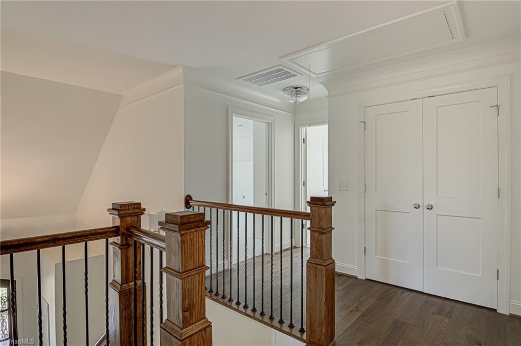 2261 Cambridge Oaks Drive, High Point, North Carolina image 22