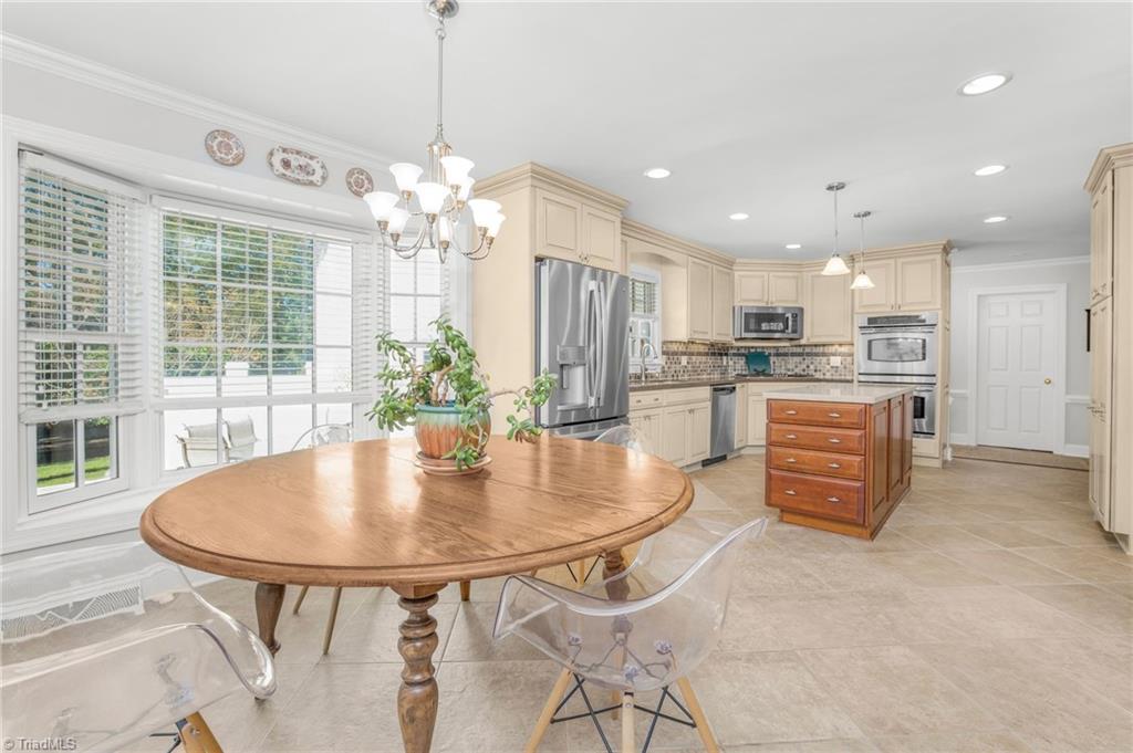 Greensboro, North Carolina 27410, United States, 4 Bedrooms Bedrooms, ,4 BathroomsBathrooms,Residential,Active,188019