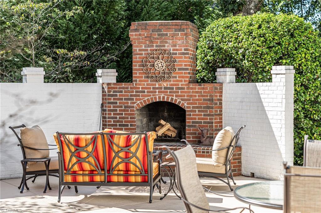 Greensboro, North Carolina 27410, United States, 4 Bedrooms Bedrooms, ,4 BathroomsBathrooms,Residential,Active,188019