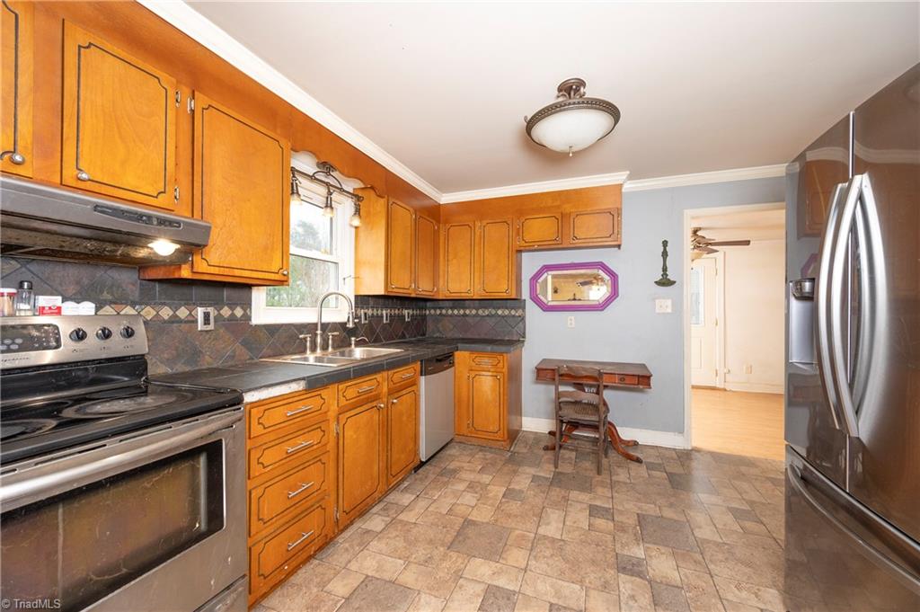 306 Plemmons Road, Lewisville, North Carolina image 11