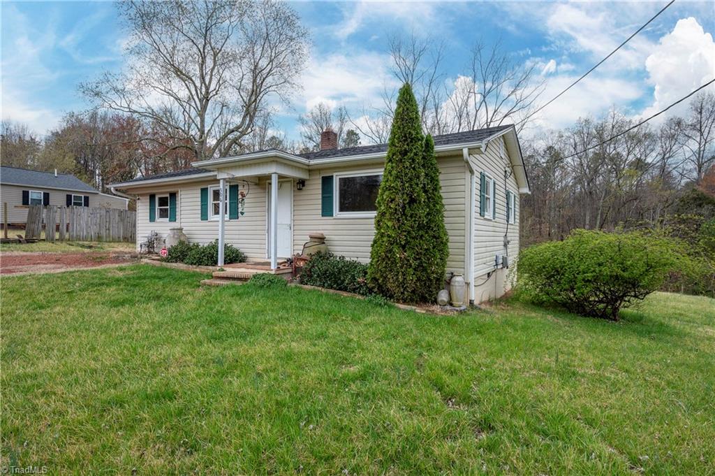 306 Plemmons Road, Lewisville, North Carolina image 2
