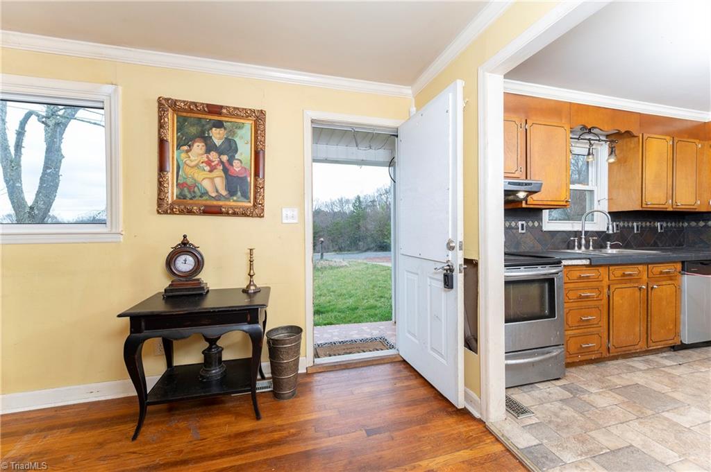 306 Plemmons Road, Lewisville, North Carolina image 5