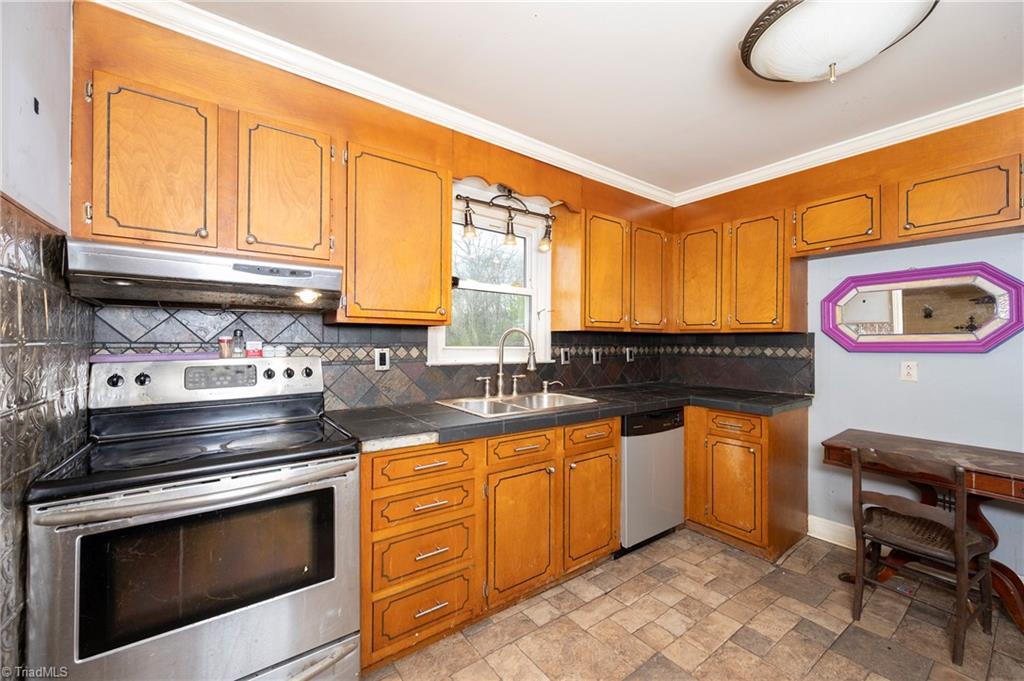 306 Plemmons Road, Lewisville, North Carolina image 10