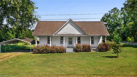 Homes For Sale - 130 Loop Street<br/> Davie County, Mocksville, NC 27028