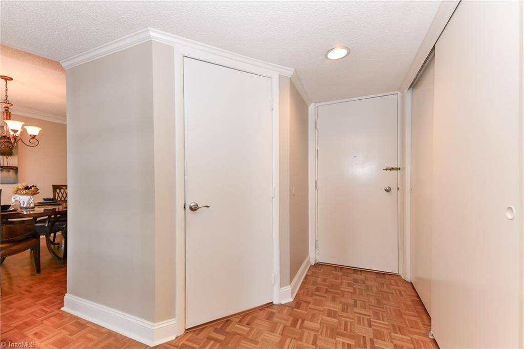 1101 N Elm Street #304, Greensboro, North Carolina image 9