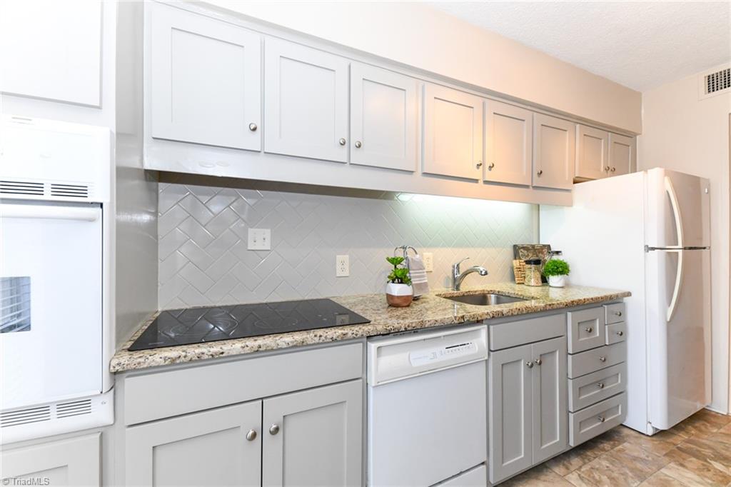 1101 N Elm Street #304, Greensboro, North Carolina image 17
