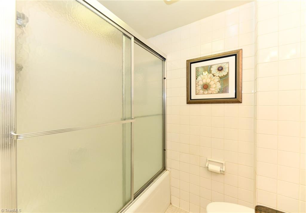 1101 N Elm Street #304, Greensboro, North Carolina image 23