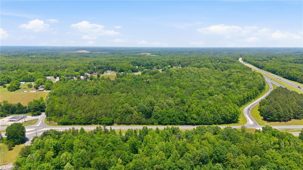 3319 E US Highway 64