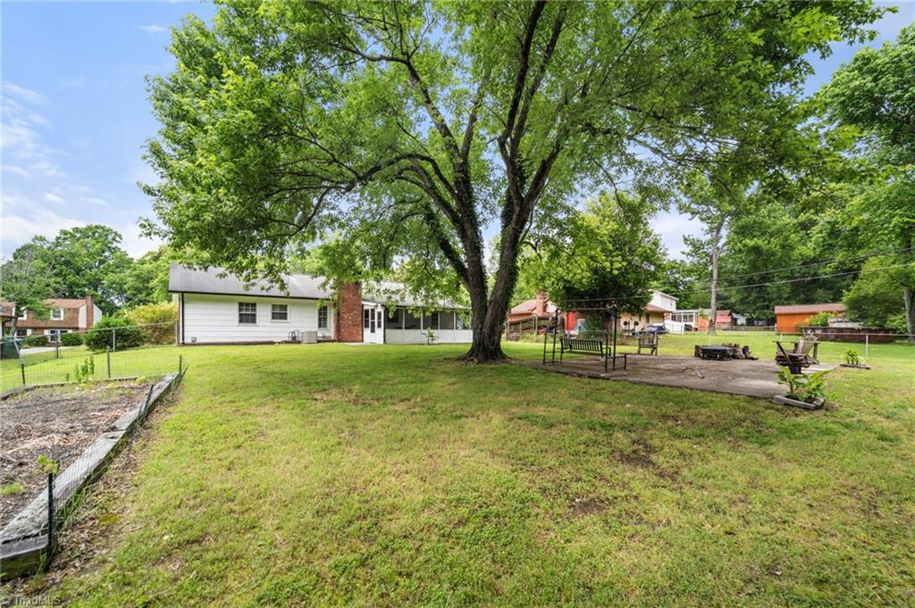 1906 Middlewood Court, High Point, North Carolina image 25