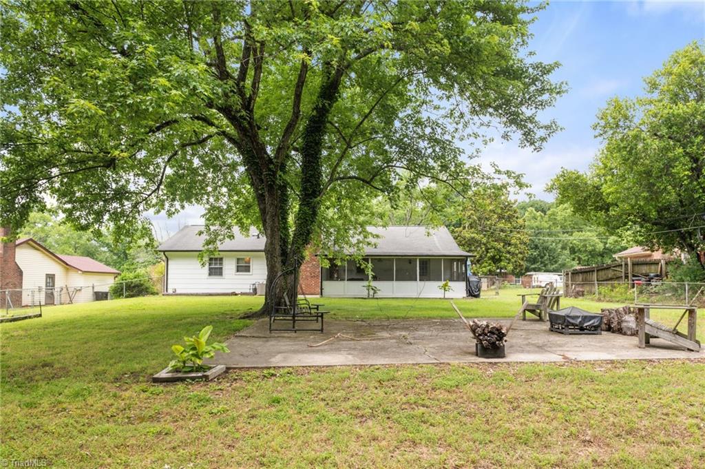 1906 Middlewood Court, High Point, North Carolina image 26