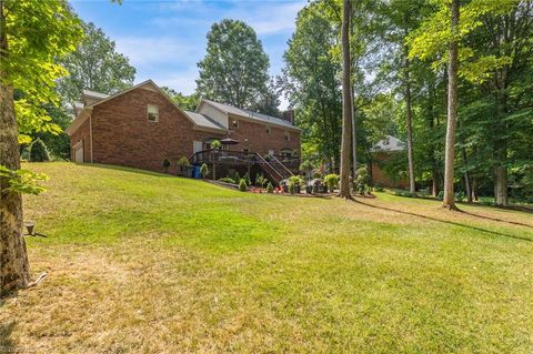 A home in Kernersville