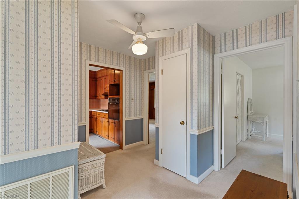 Pfafftown, North Carolina 27040, United States, 3 Bedrooms Bedrooms, ,2 BathroomsBathrooms,Residential,Active,233826