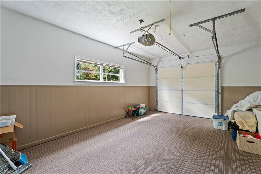 Pfafftown, North Carolina 27040, United States, 3 Bedrooms Bedrooms, ,2 BathroomsBathrooms,Residential,Active,233826