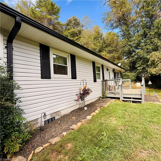 275 Winfield Huffman Road, photo 2 of 23