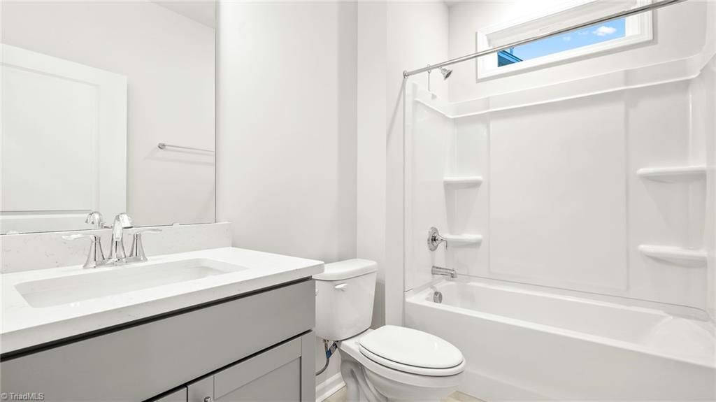 Photo of 306 Sefton Drive, Jamestown, NC 27282 (MLS # 1213652)