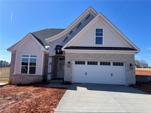 6047 Haywood Street Clemmons NC 27012