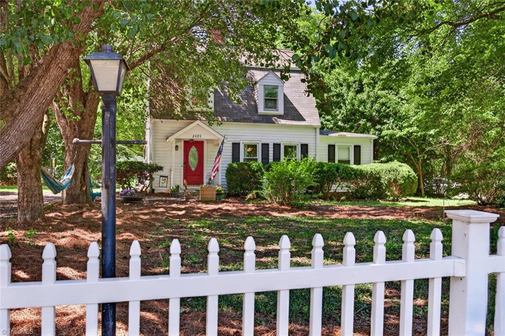 2405 Oak Ridge Road