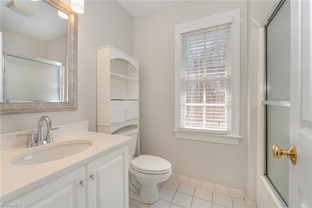 318 Winrow Drive, Jamestown, North Carolina image 35