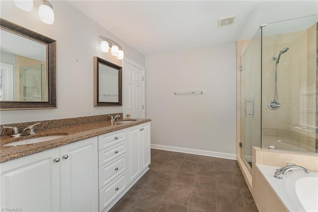 318 Winrow Drive, Jamestown, North Carolina image 30