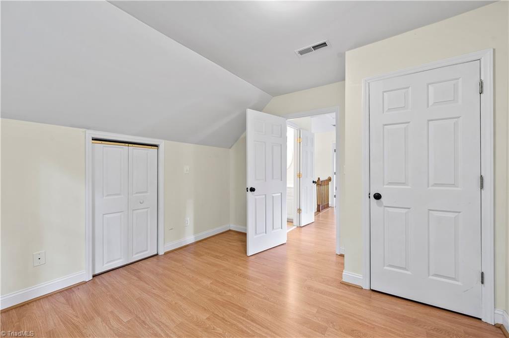 833 E Country Club Road, Mount Airy, North Carolina image 27