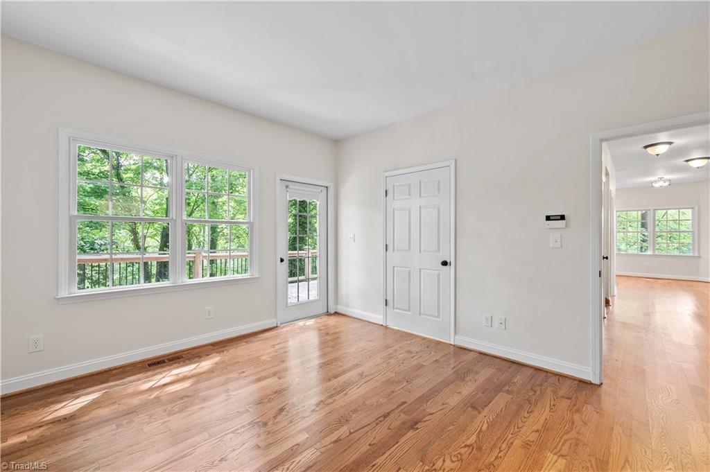 833 E Country Club Road, Mount Airy, North Carolina image 16