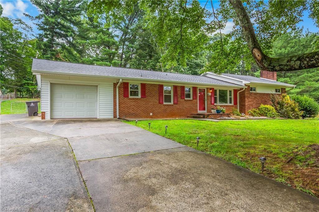 Photo of 4365 Wakeman Drive, Winston-Salem, NC 27105 (MLS # 1229500)