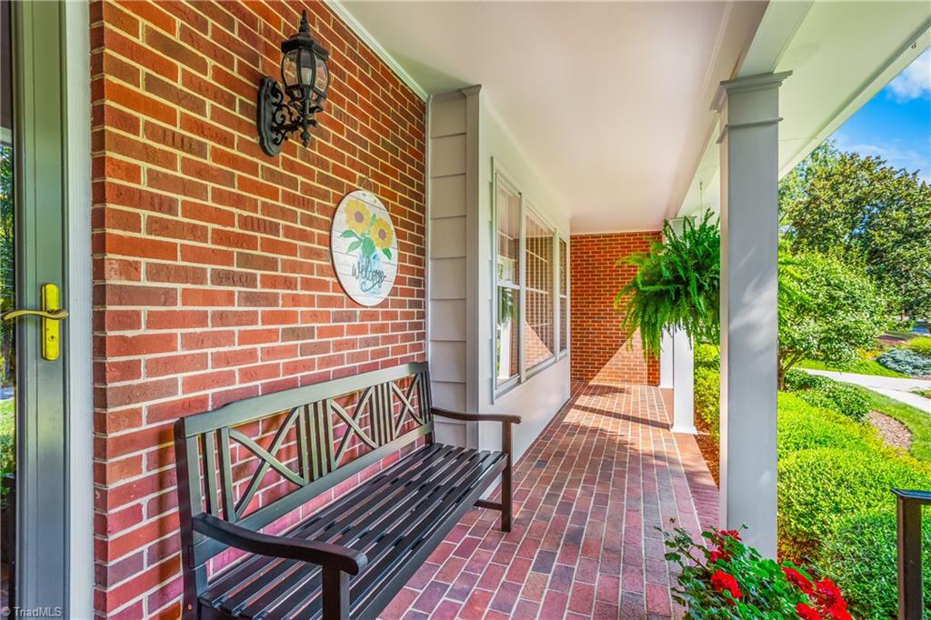 1319 Robin Hood Road