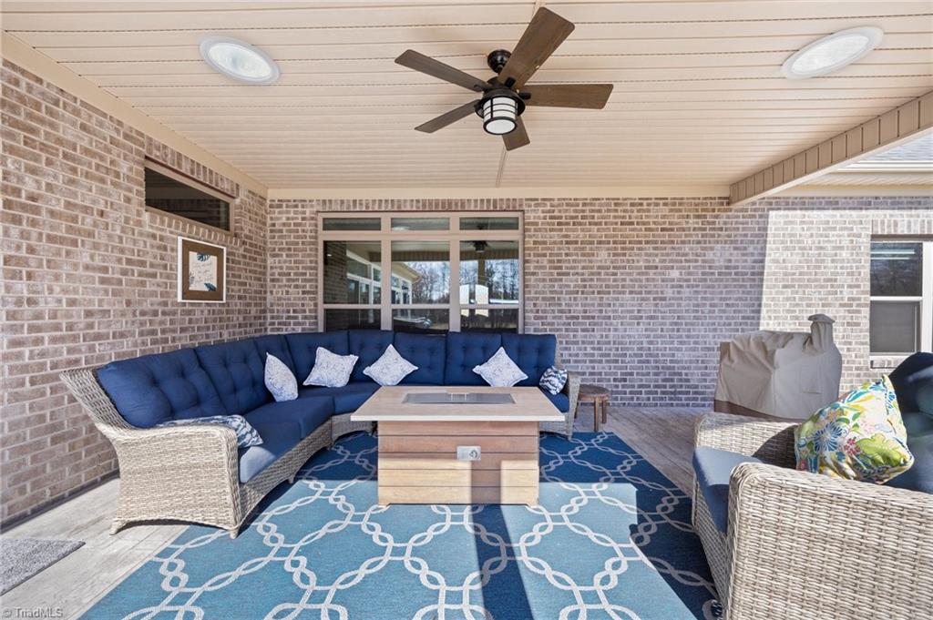 6709 Garden Valley Court, Pleasant Garden, North Carolina image 43