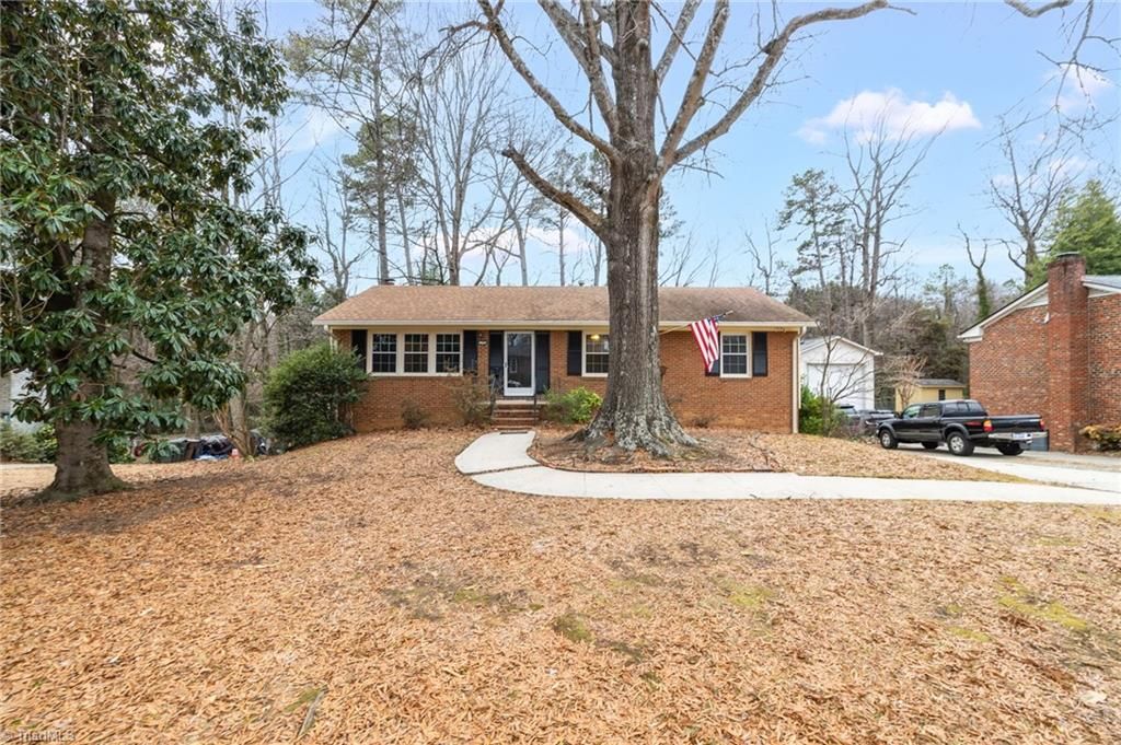 Photo of 1703 Gracewood Drive, Greensboro, NC 27408 (MLS # 1206717)
