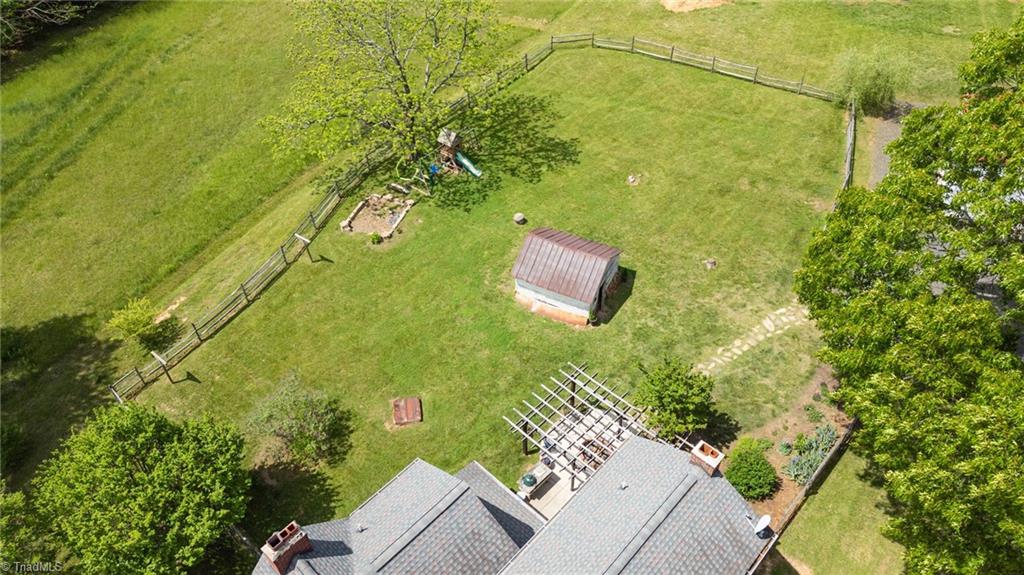646 Center Meeting House Road, Stoneville, North Carolina image 38