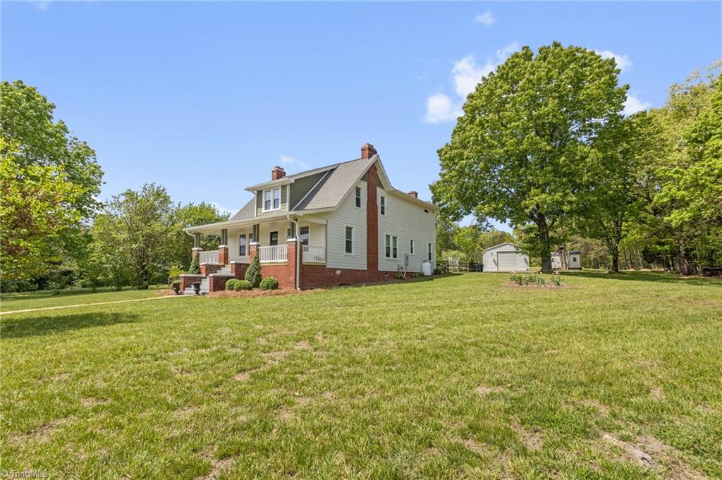 646 Center Meeting House Road, Stoneville, North Carolina image 2