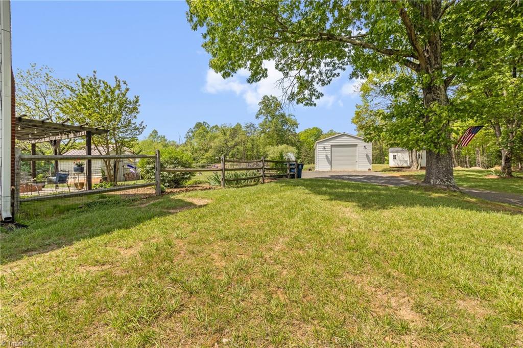 646 Center Meeting House Road, Stoneville, North Carolina image 30