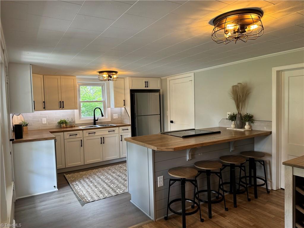 178 Little Arcadia Drive, Elkin, North Carolina image 11
