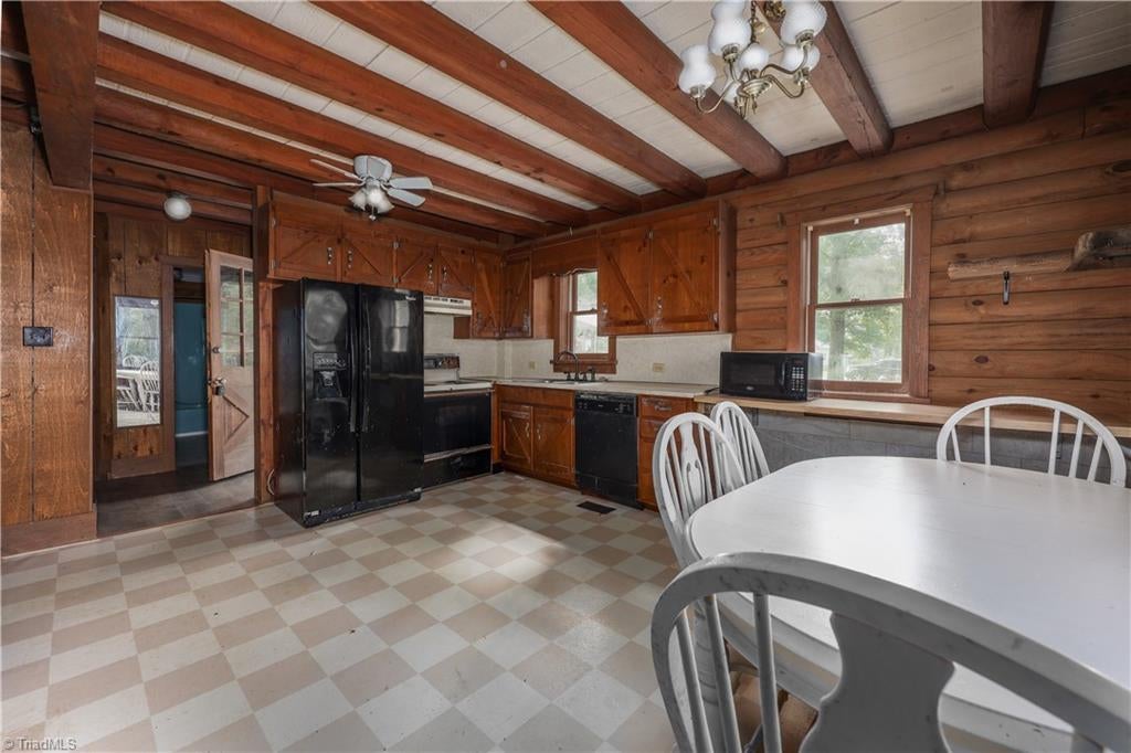 4988 Amick Ln, Liberty, NC, 27298, USA, 3 Bedrooms Bedrooms, ,3 BathroomsBathrooms,Residential,Active,4988 Amick Ln,1229342