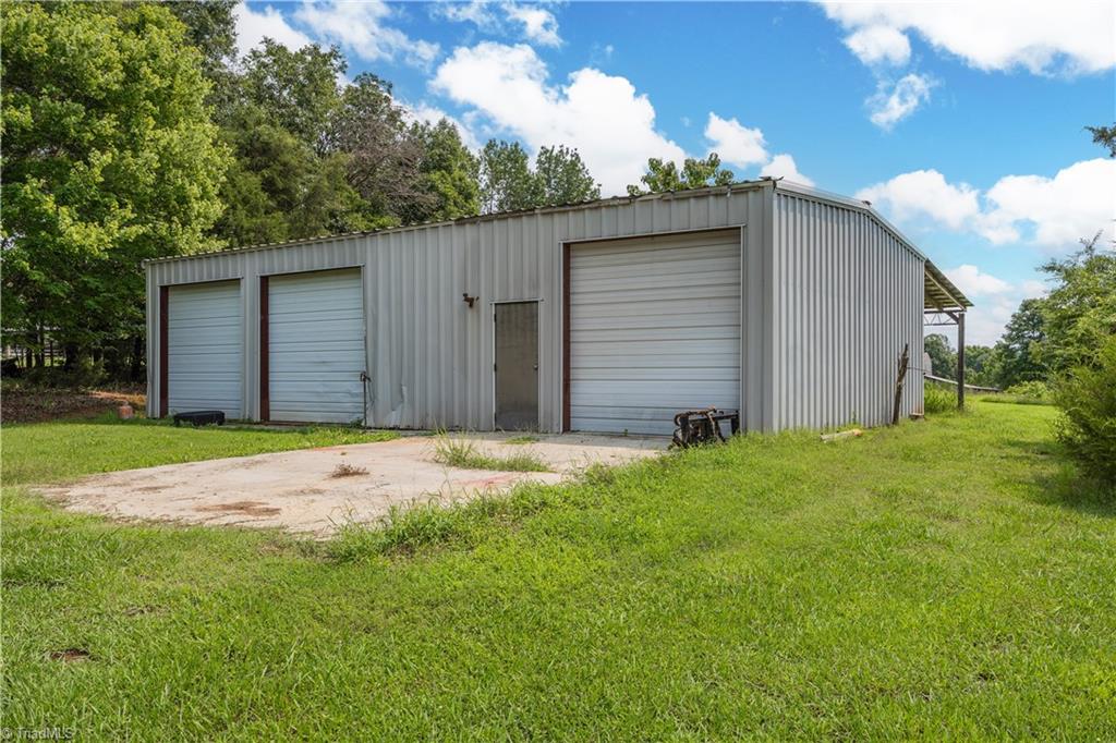 4988 Amick Ln, Liberty, NC, 27298, USA, 3 Bedrooms Bedrooms, ,3 BathroomsBathrooms,Residential,Active,4988 Amick Ln,1229342