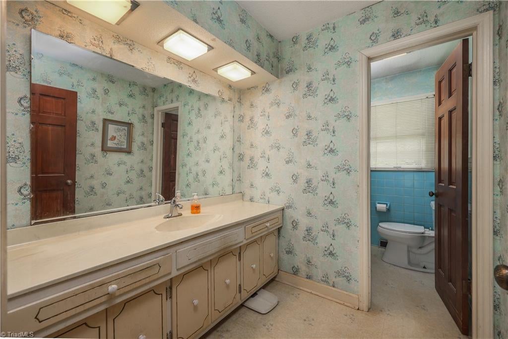 4988 Amick Ln, Liberty, NC, 27298, USA, 3 Bedrooms Bedrooms, ,3 BathroomsBathrooms,Residential,Active,4988 Amick Ln,1229342