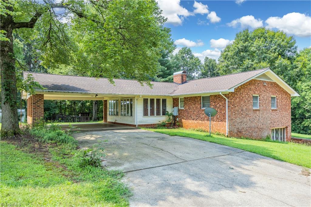 4988 Amick Ln, Liberty, NC, 27298, USA, 3 Bedrooms Bedrooms, ,3 BathroomsBathrooms,Residential,Active,4988 Amick Ln,1229342