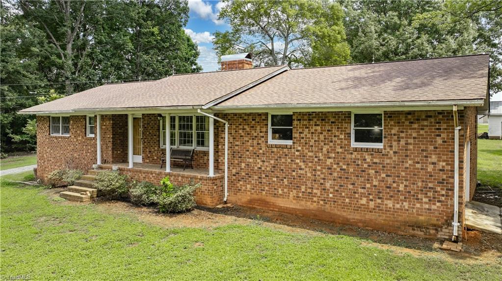 4988 Amick Ln, Liberty, NC, 27298, USA, 3 Bedrooms Bedrooms, ,3 BathroomsBathrooms,Residential,Active,4988 Amick Ln,1229342