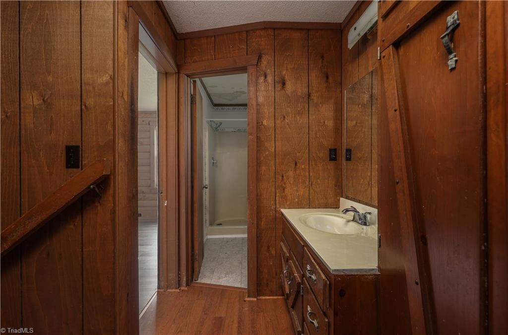 4988 Amick Ln, Liberty, NC, 27298, USA, 3 Bedrooms Bedrooms, ,3 BathroomsBathrooms,Residential,Active,4988 Amick Ln,1229342